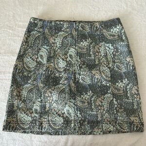 Free People Blue Paisley Modern Femme Mini Skirt size 8